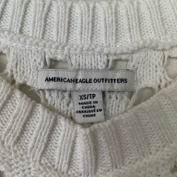 White American Eagle Outfitters Sweater - Picture 2 of 2